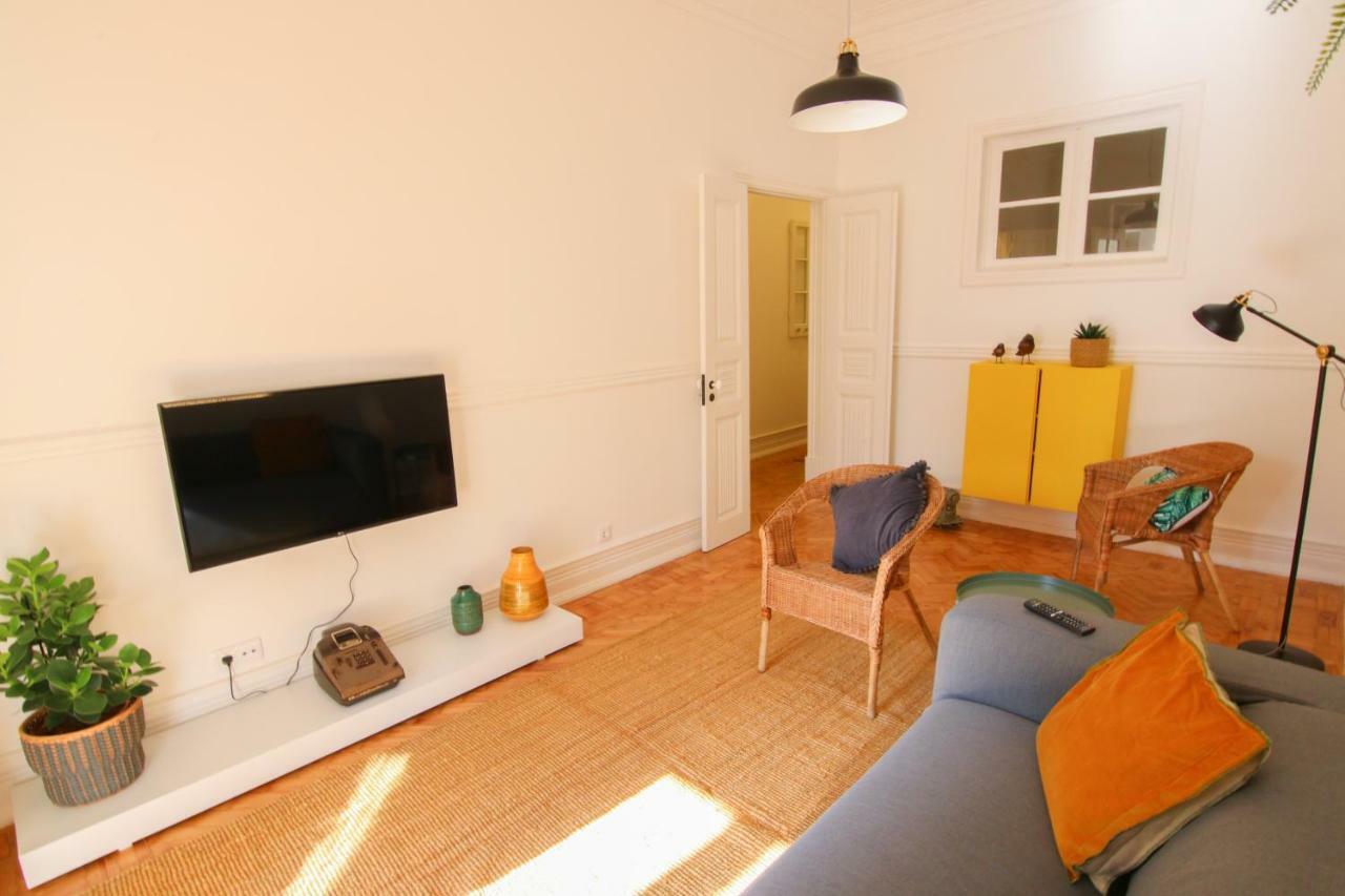 Amazing Apartment Fully Renovated In Center ลิสบอน ภายนอก รูปภาพ